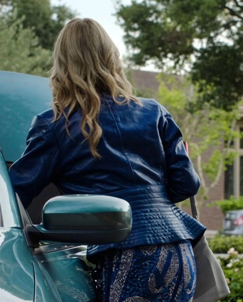 Margo’s Got Money Troubles Michelle Pfeiffer Leather Jacket - Image 6