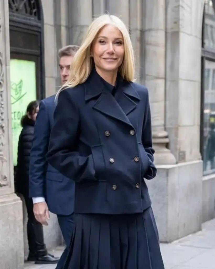 gwyneth paltrow peacoat