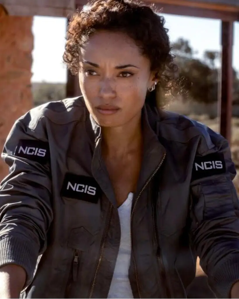 NCIS Sydney S03 Olivia Swann Gray Bomber Jacket - Image 5